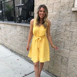 NWT summer dress with tie waist